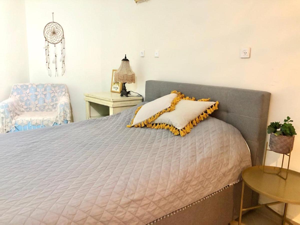 רגע של חסד Appartement Arad Buitenkant foto